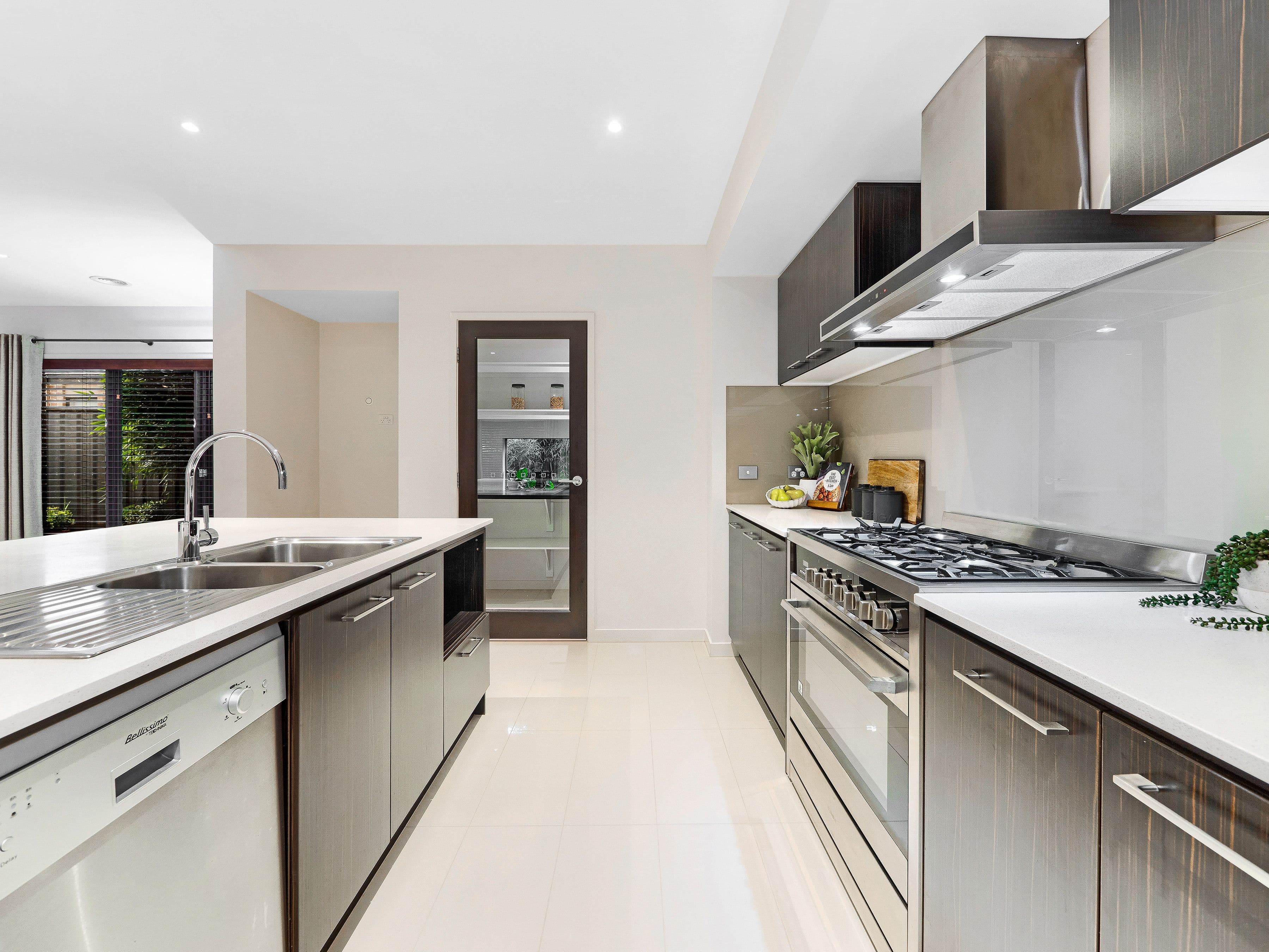 3 Buckthorn Drive, Cranbourne North VIC 3977, Cranbourne North - Thumbnail 4