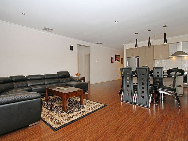 11 Lupin Street, Mernda VIC 3754, Mernda - Thumbnail 4