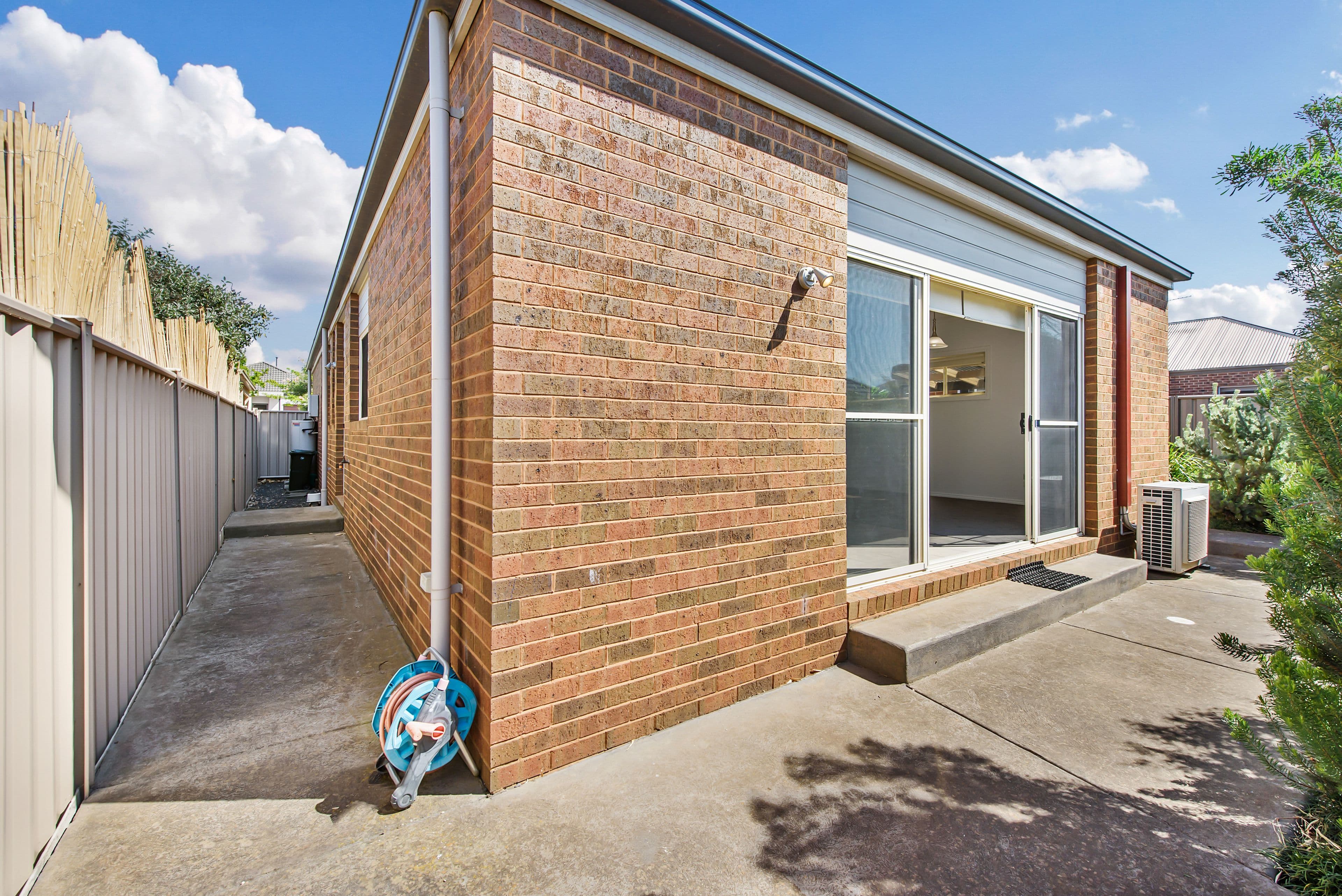 92 Oakview Parade, Caroline Springs VIC 3023, Caroline Springs - Thumbnail 7