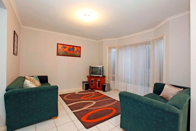 51 Hickford Street, RESERVOIR VIC 3073, Reservoir - Thumbnail 2