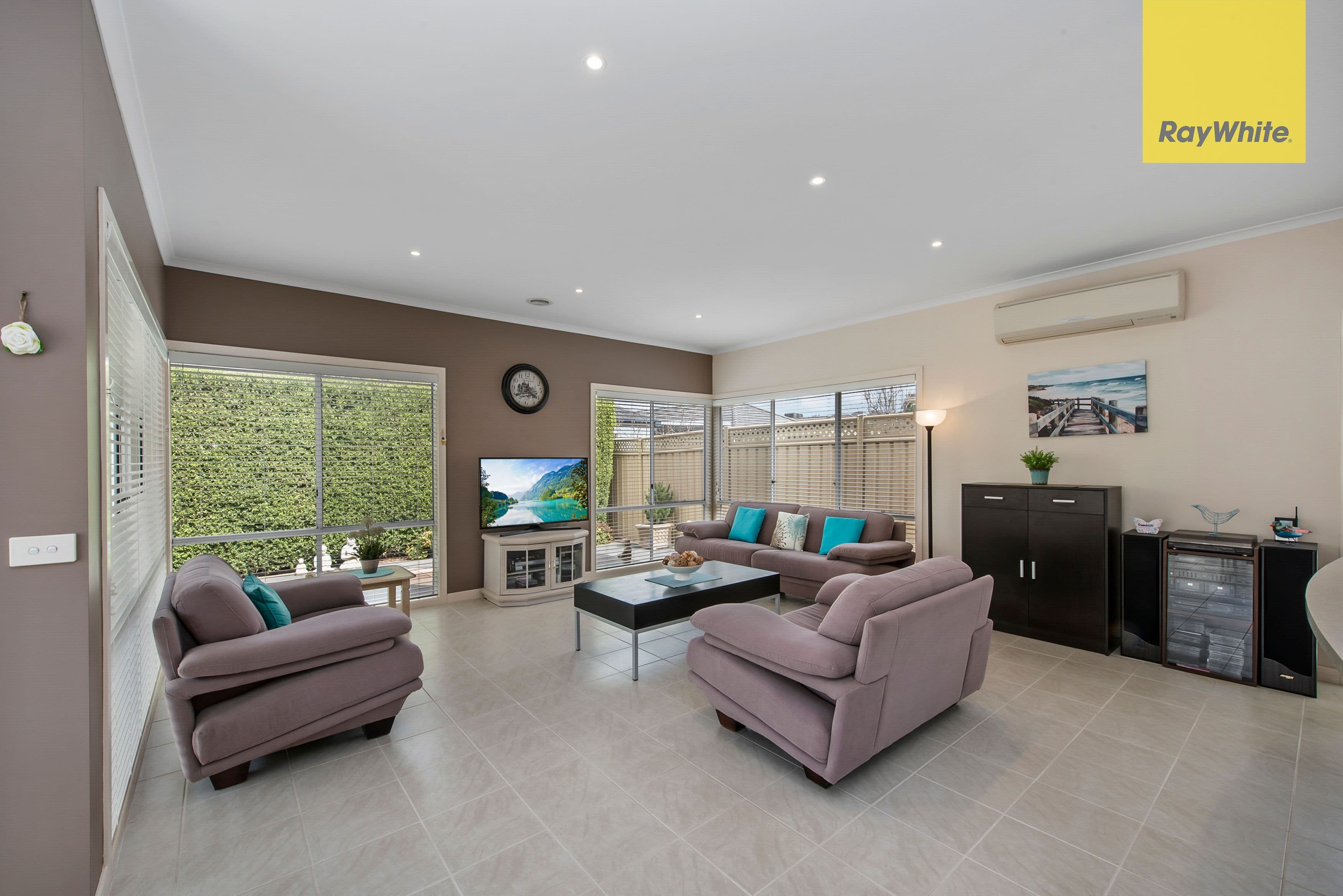 4 Kings Domain, Caroline Springs VIC 3023, Caroline Springs - Thumbnail 4