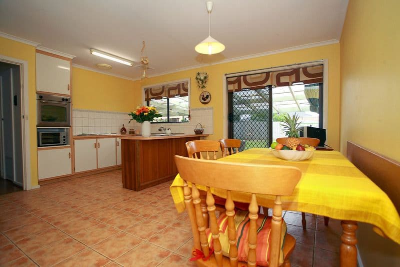 8 Bamboo Court, DOVETON VIC 3177, Doveton - Thumbnail 6