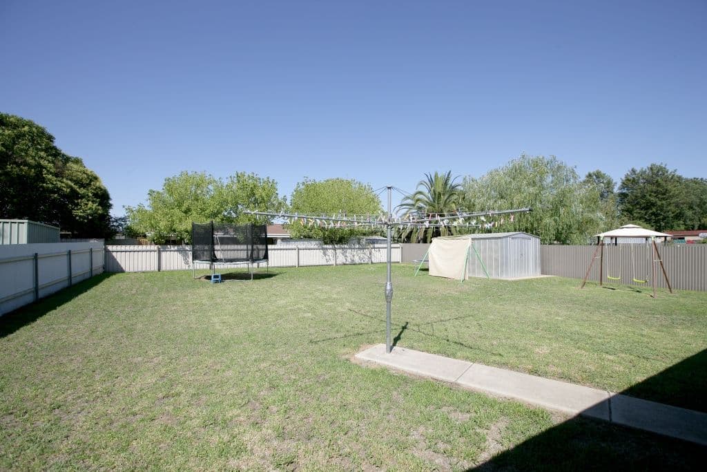61 Grevillea Crescent, LAKE ALBERT NSW 2650, Lake Albert - Thumbnail 2