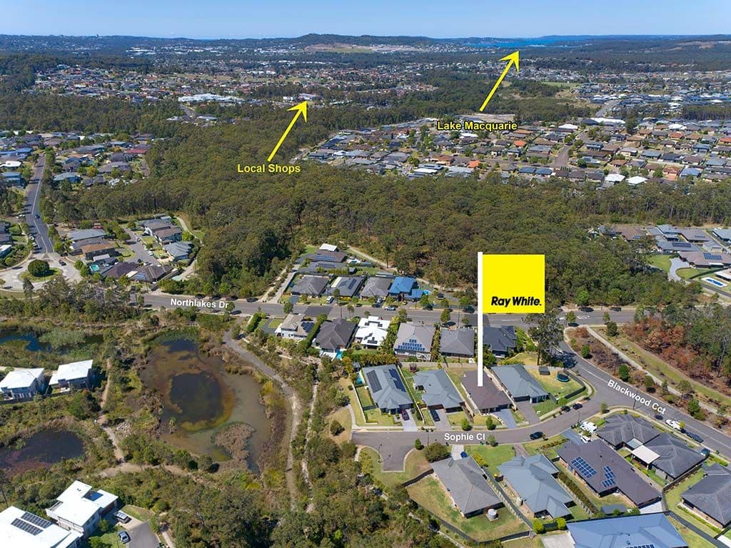 4 Sophie Close, Cameron Park NSW 2285, Cameron Park - Thumbnail 2