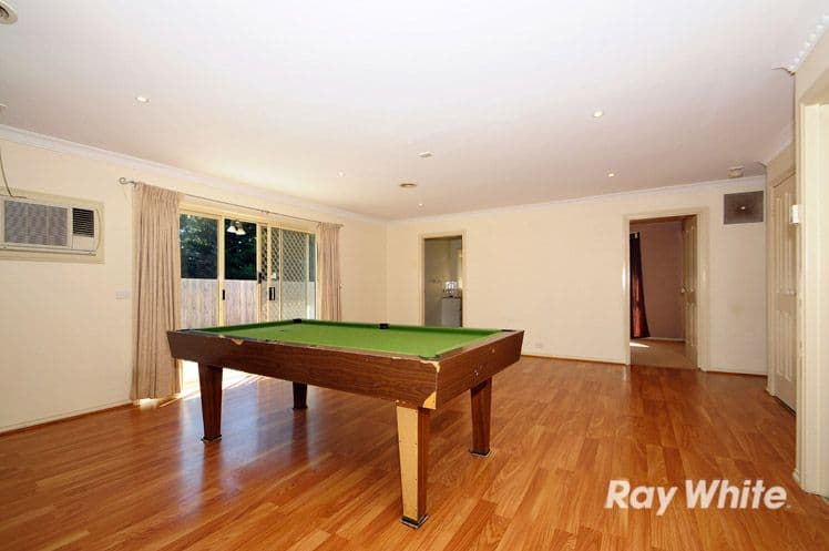 108 Earlsfield Drive, BERWICK VIC 3806, Berwick - Thumbnail 5