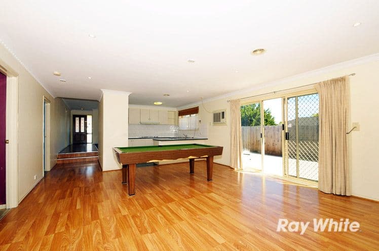 108 Earlsfield Drive, BERWICK VIC 3806, Berwick - Thumbnail 6
