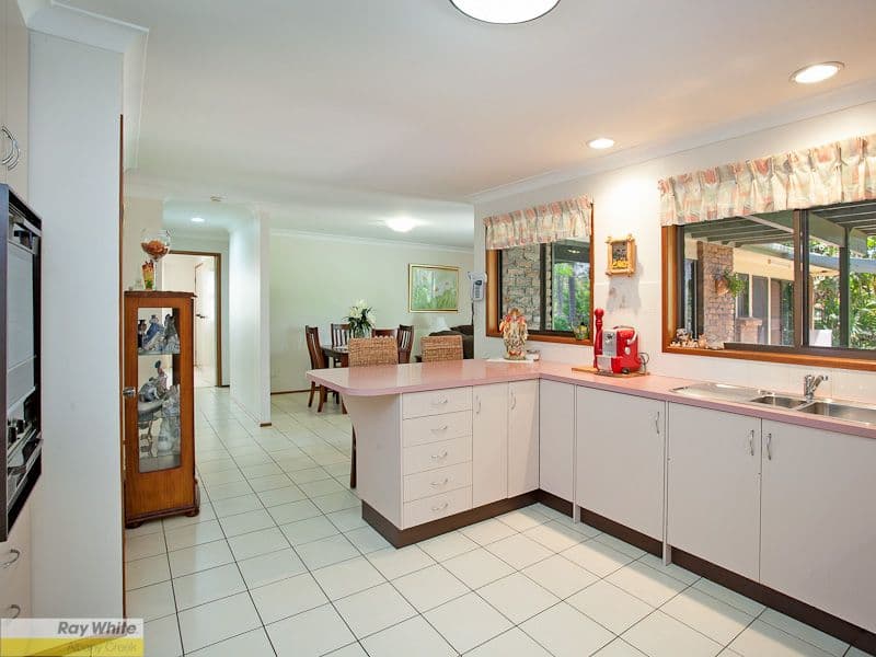 5 Callistemon Court, ALBANY CREEK QLD 4035, Albany Creek - Thumbnail 6