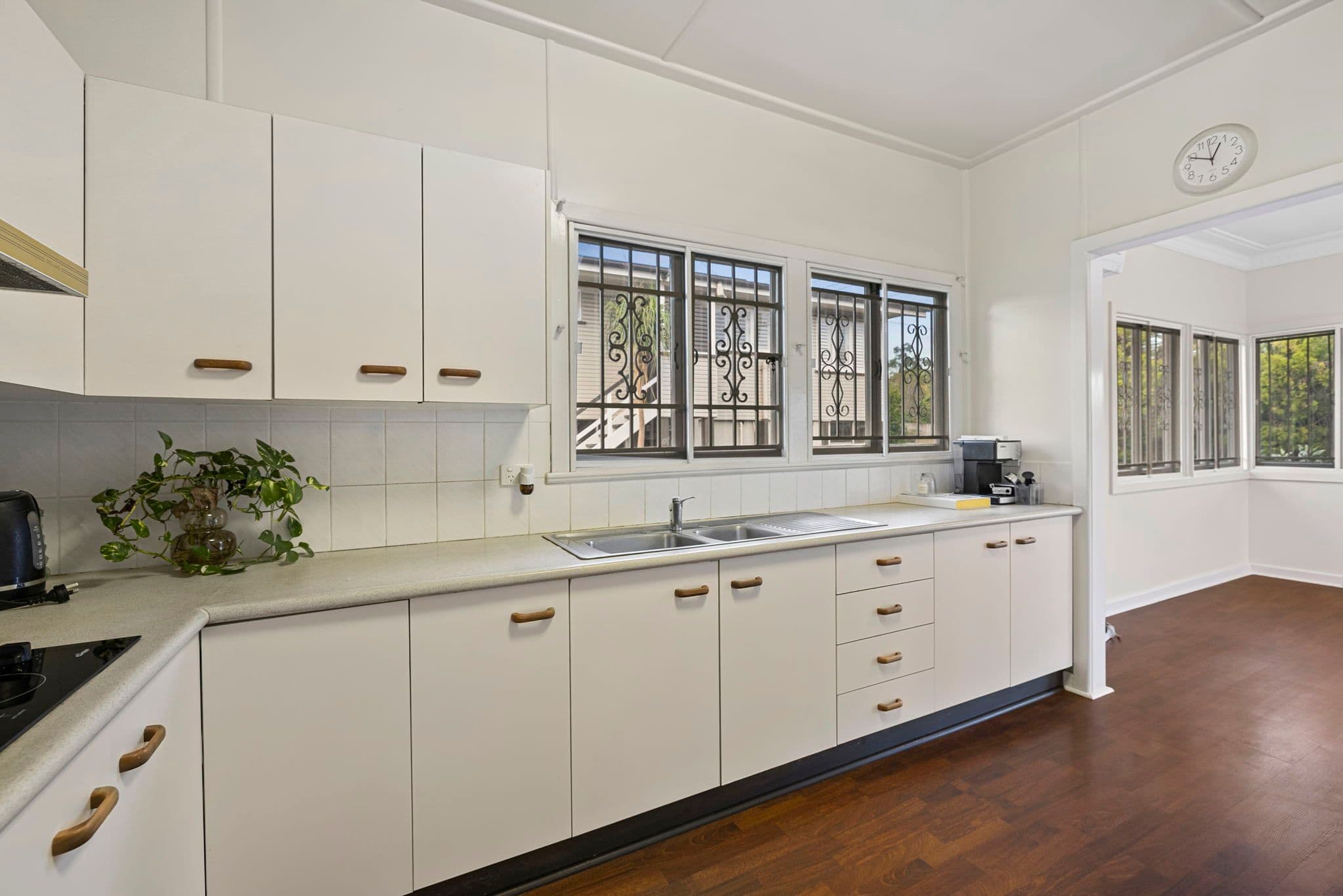 302 Dawson Parade, Arana Hills QLD 4054, Arana Hills - Thumbnail 4
