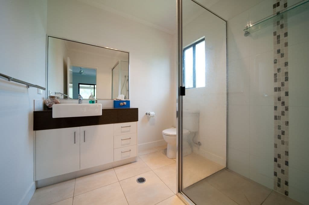 8 Beth Court, CANNONVALE QLD 4802, Cannonvale - Thumbnail 7