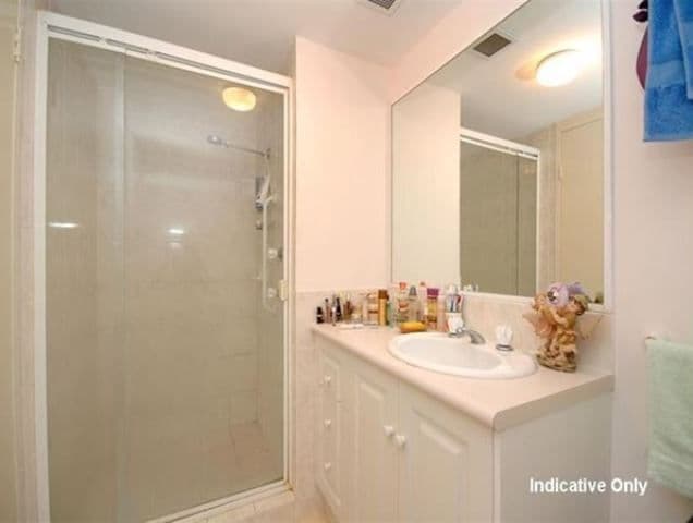 8 Dalpura Street, CHEVRON ISLAND QLD 4217, Chevron Island - Thumbnail 6