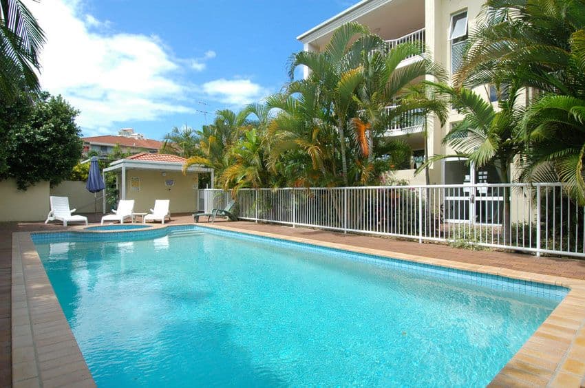 8 Dalpura Street, CHEVRON ISLAND QLD 4217, Chevron Island - Thumbnail 7