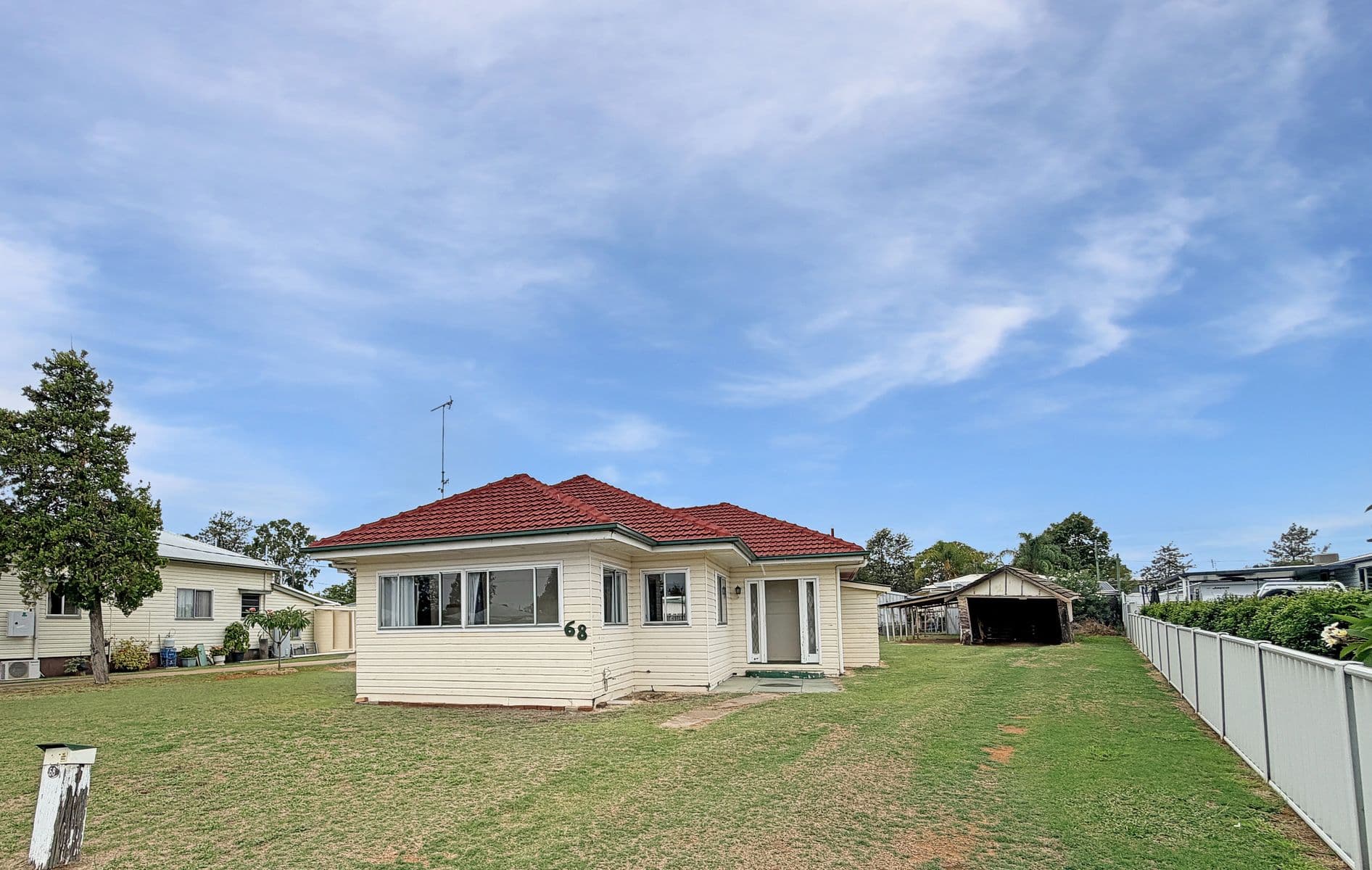 68 Glasson Street, Chinchilla QLD 4413, Chinchilla - Thumbnail 2