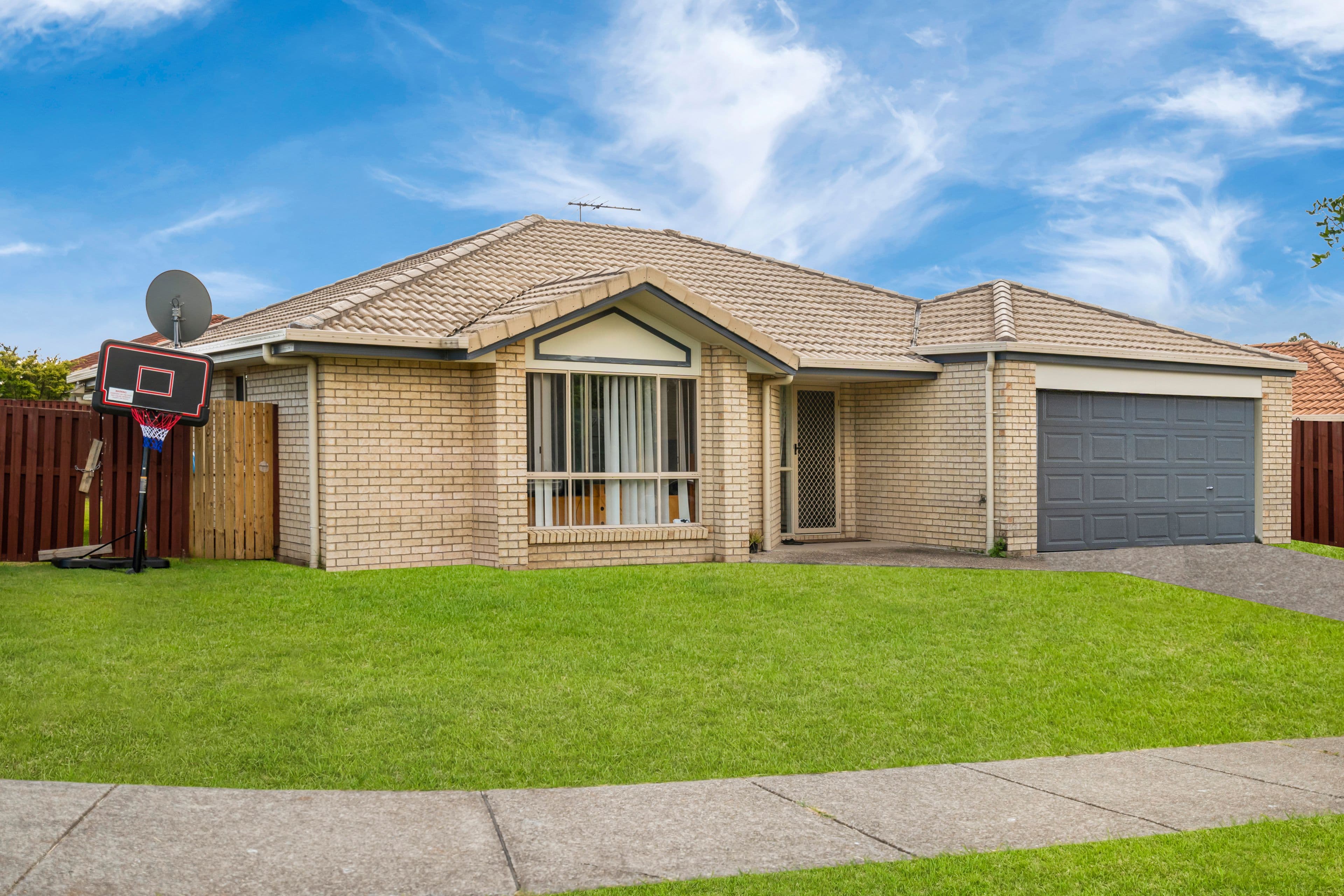 2 Beaver Crescent, Redbank Plains QLD 4301, Redbank Plains - Thumbnail 2