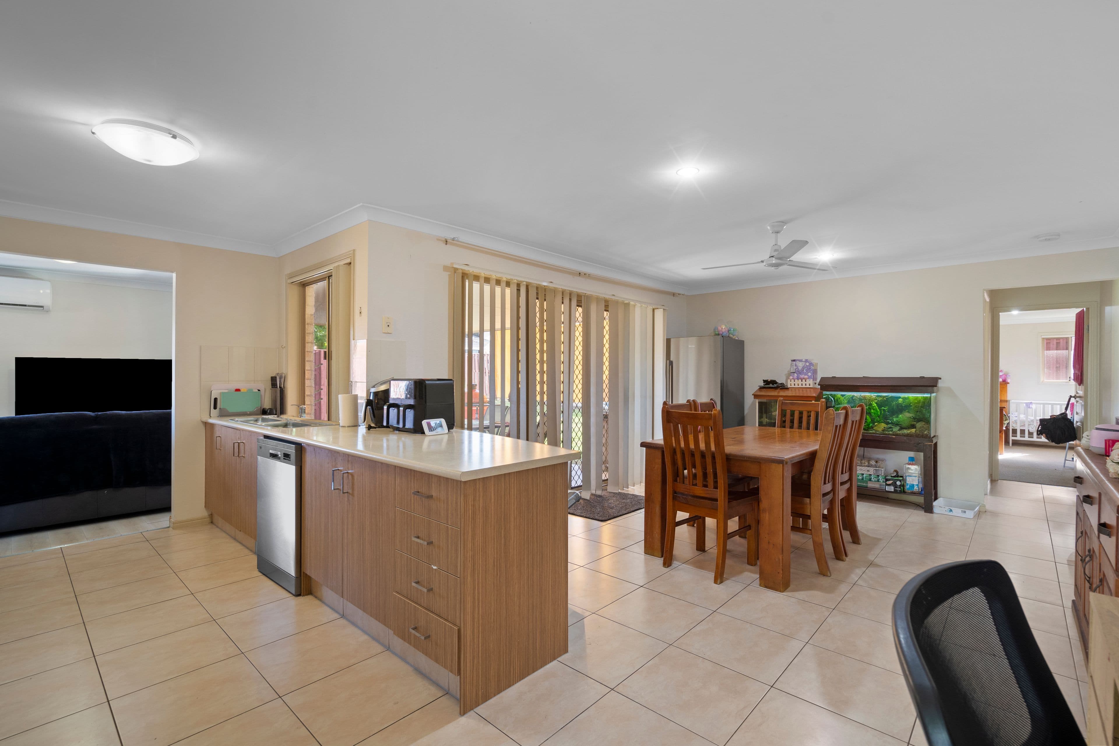 2 Beaver Crescent, Redbank Plains QLD 4301, Redbank Plains - Thumbnail 6