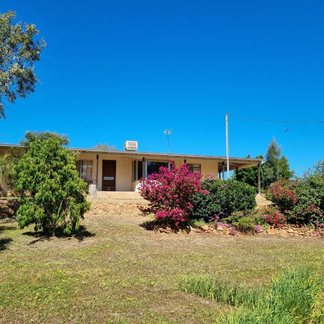 70 Gwalla Street, Northampton WA 6535, Northampton - Image 1