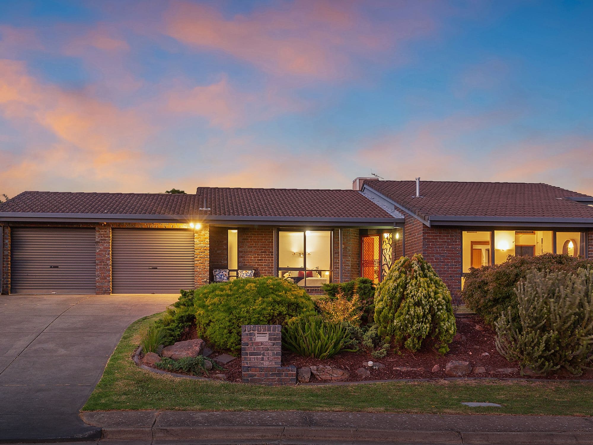 10 Drugal Court, Hallett Cove SA 5158, Hallett Cove - Image 1