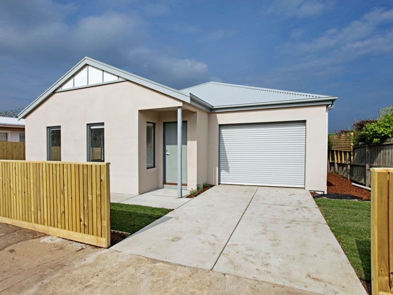 3 Hinchcliff Crescent, NEWCOMB VIC 3219, Newcomb - Image 1