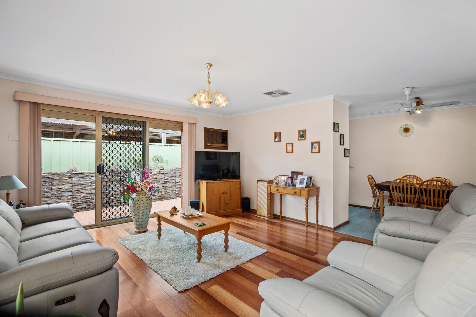 2 Poulter Street, Hoppers Crossing VIC 3029, Hoppers Crossing - Thumbnail 2