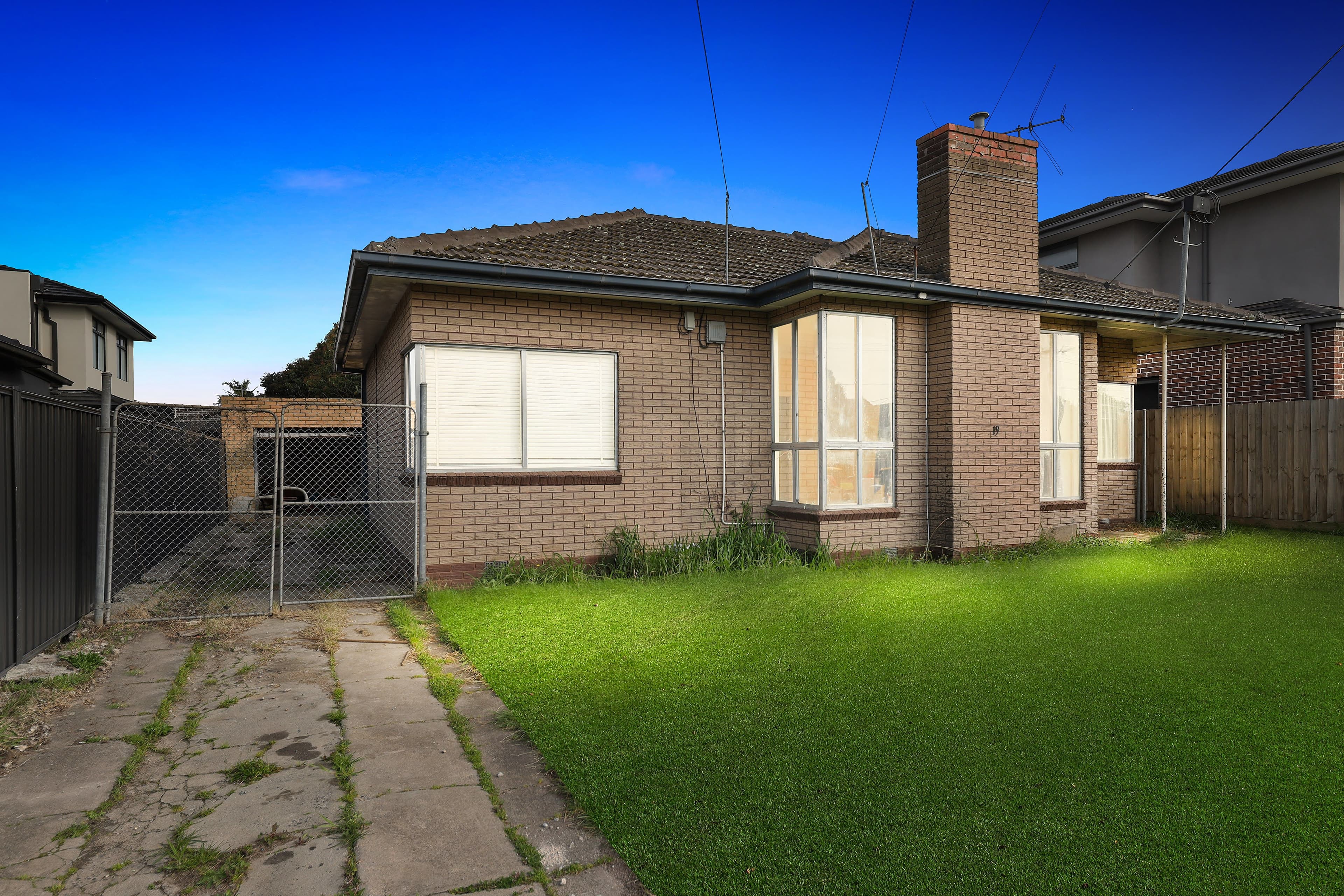19 Harlington Street, Clayton VIC 3168, Clayton - Image 1