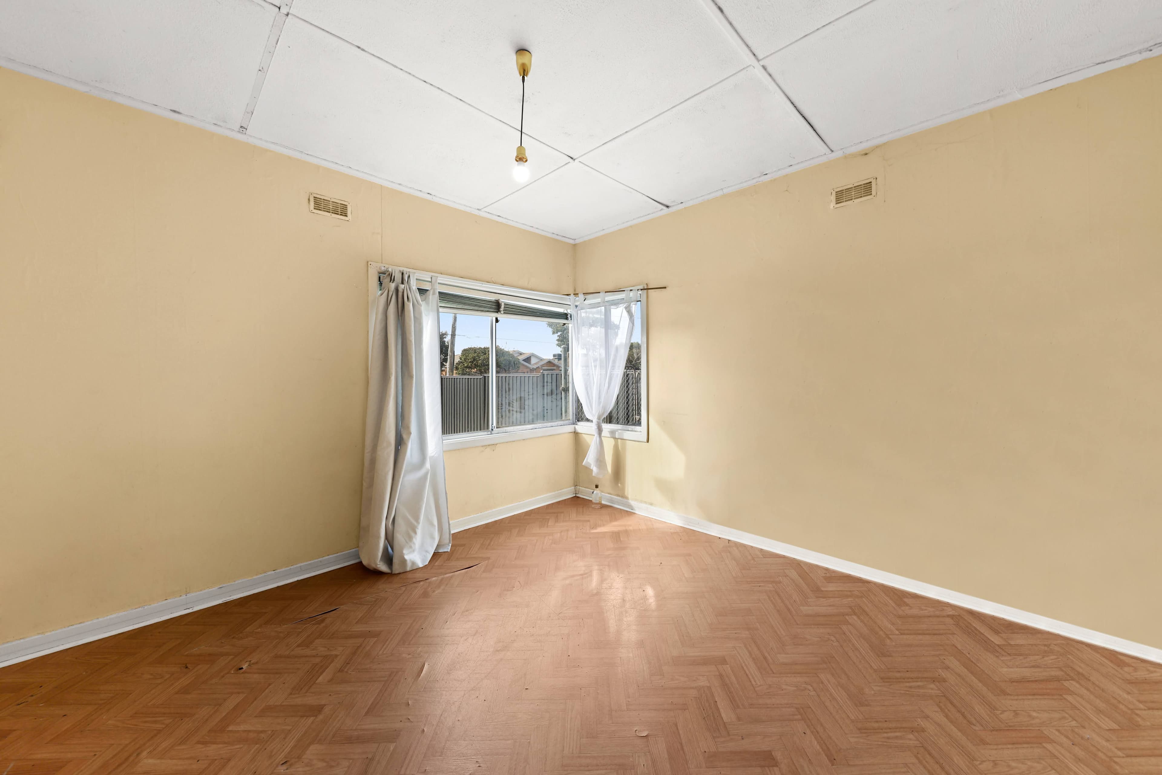 19 Harlington Street, Clayton VIC 3168, Clayton - Thumbnail 5