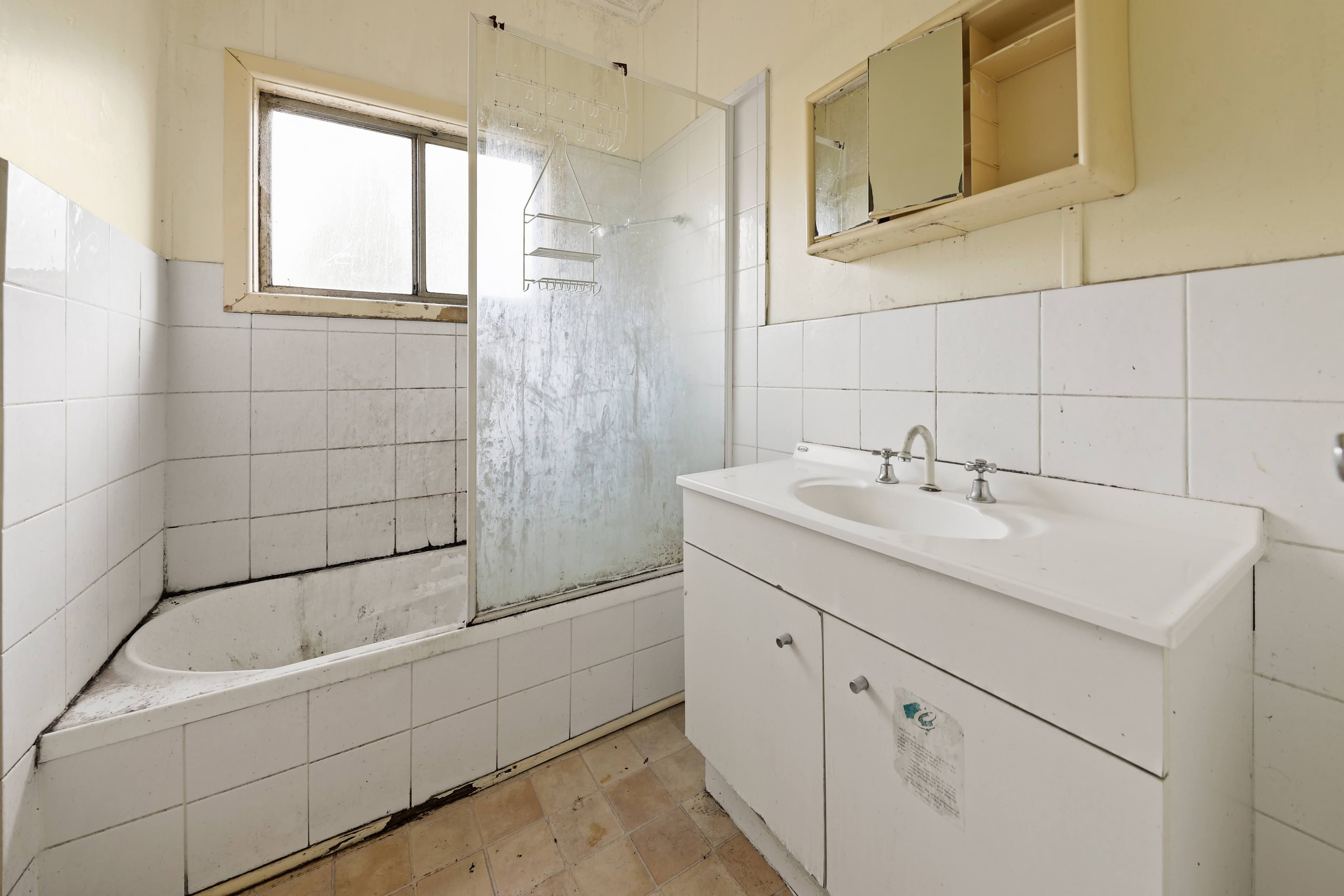 19 Harlington Street, Clayton VIC 3168, Clayton - Thumbnail 6