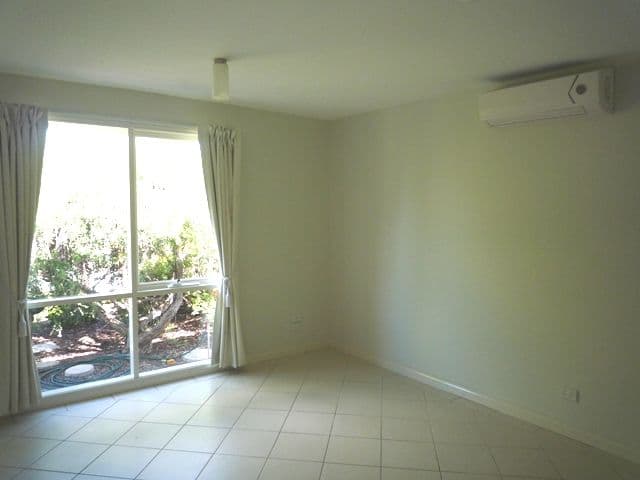 36 Blue Mountain Crescent, Warner, QLD, 4500, Warner - Thumbnail 4