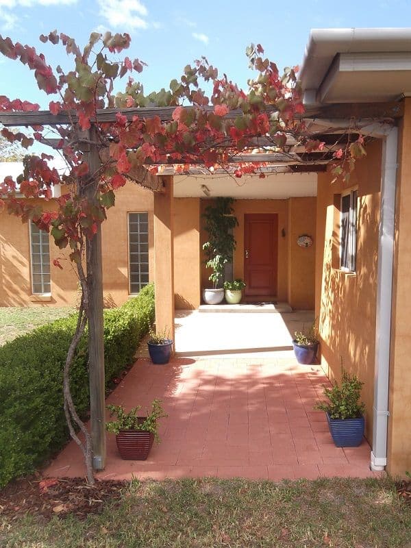 23 Dawson Drive, COWRA NSW 2794, Cowra - Thumbnail 2