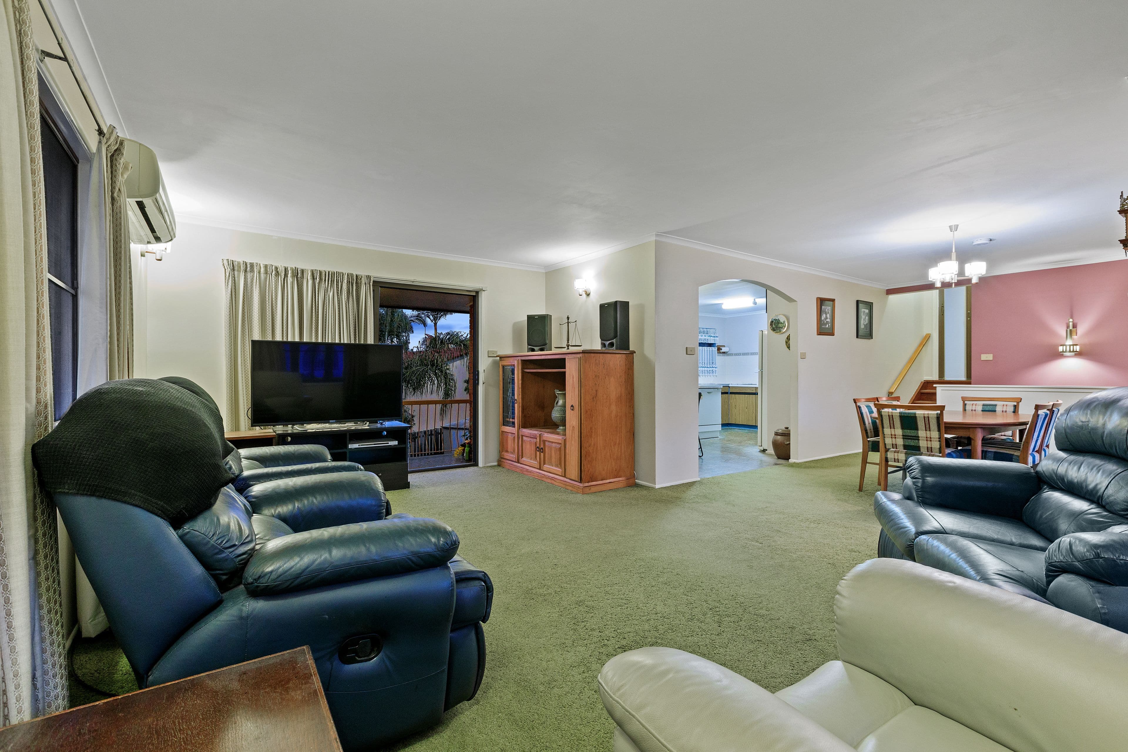 2 Tirrabella Street, Carina Heights QLD 4152, Carina Heights - Thumbnail 2