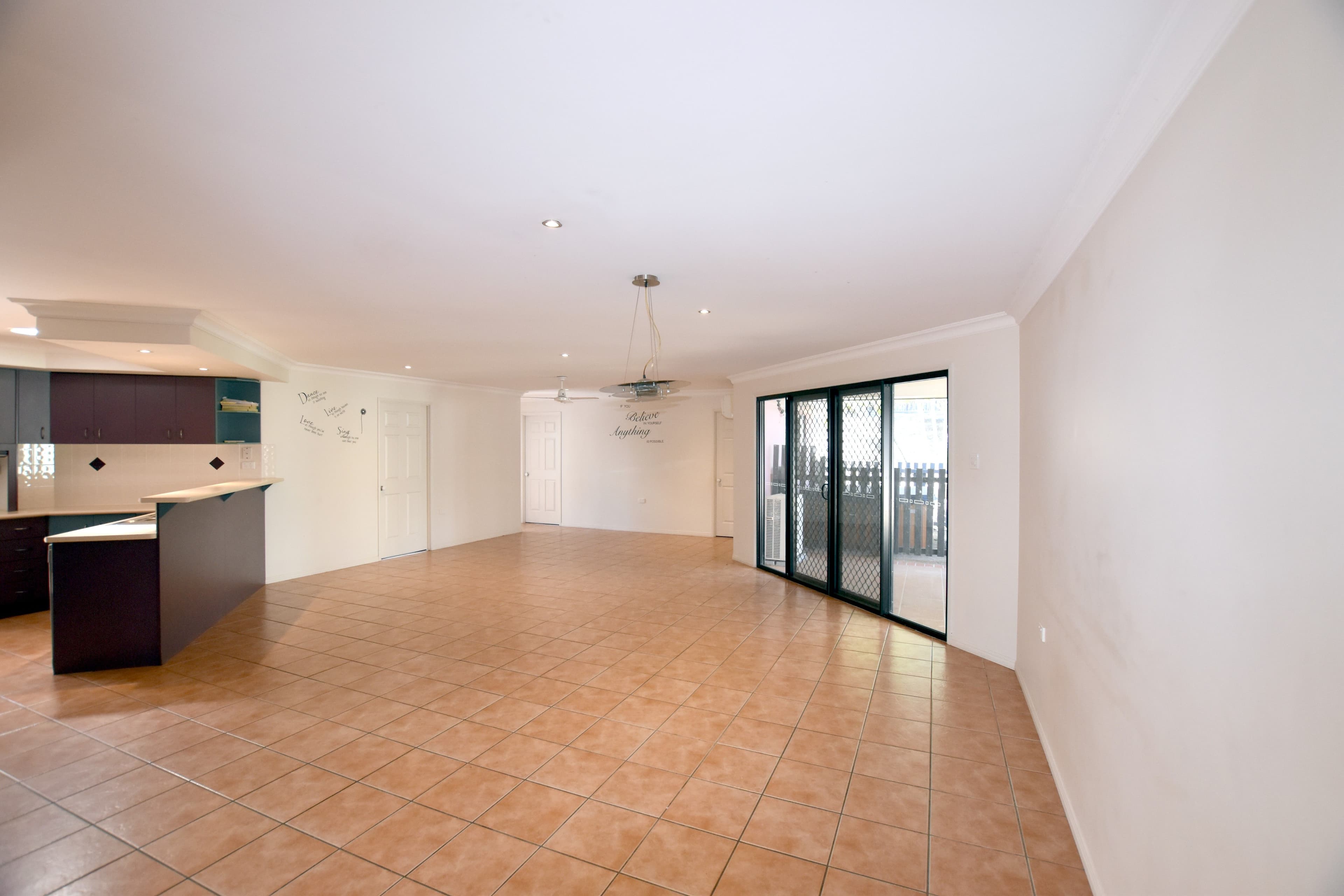 4 Osprey Court, South Gladstone QLD 4680, South Gladstone - Thumbnail 4