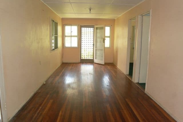 18  Allden Avenue, LABRADOR QLD 4215, Labrador - Thumbnail 5