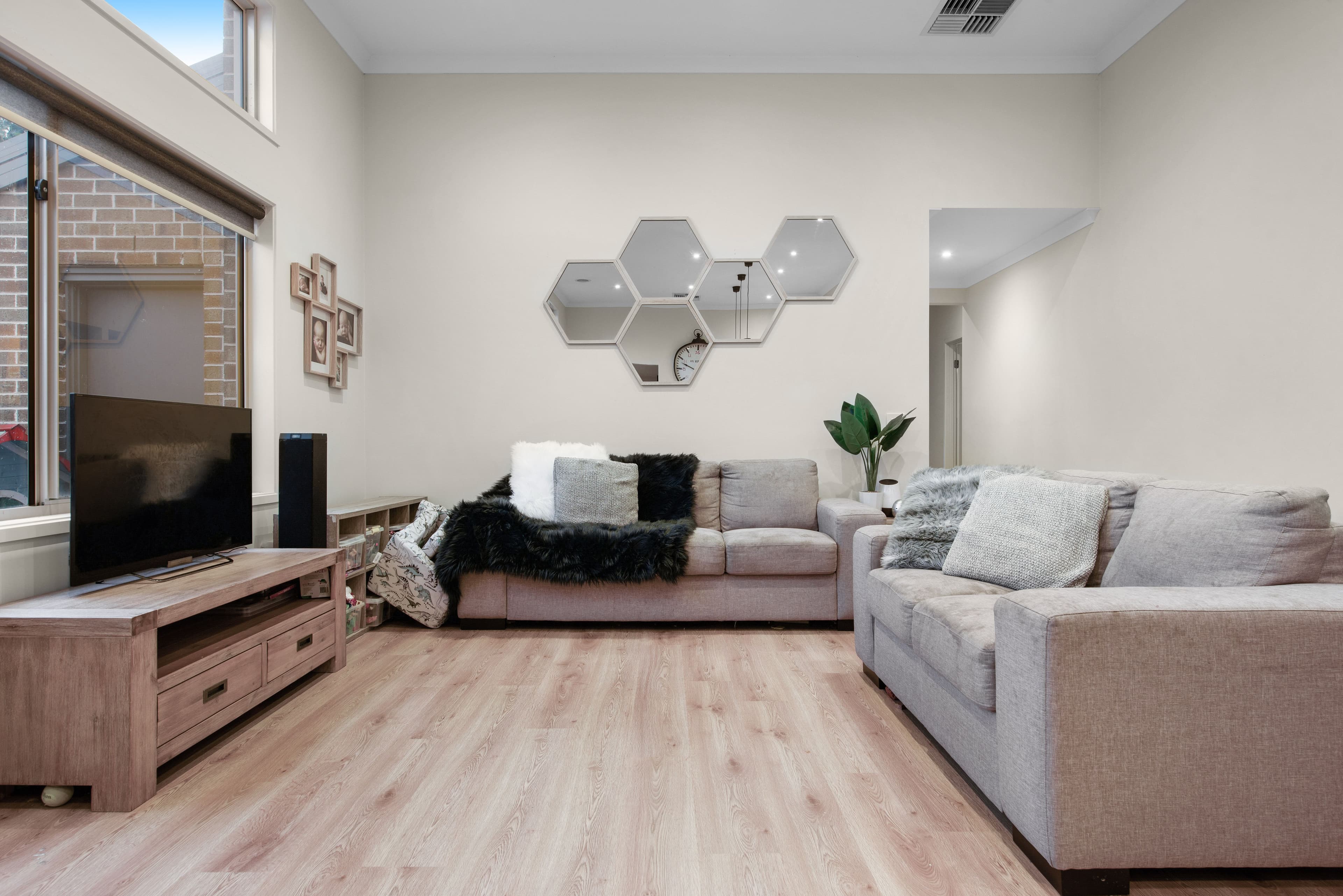4 River Rose Street, Greenvale VIC 3059, Greenvale - Thumbnail 3
