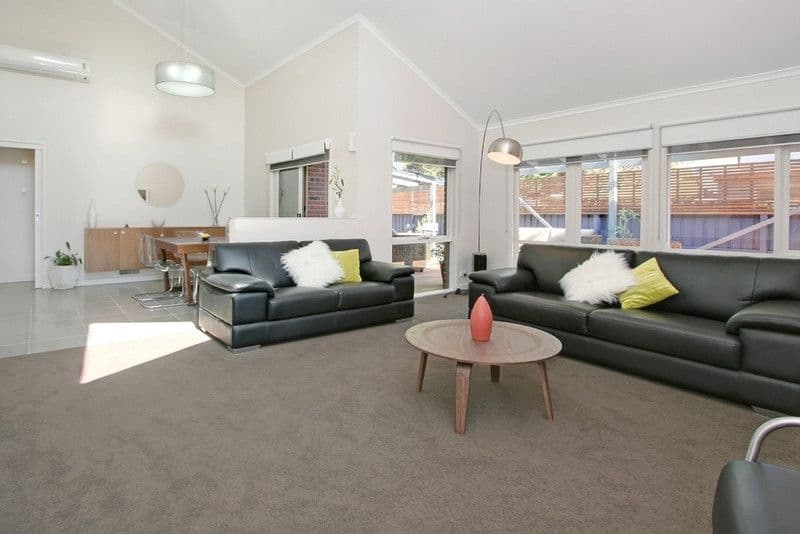 7 Dunholme Place, Huntingdale, WA, 6110, Huntingdale - Thumbnail 2