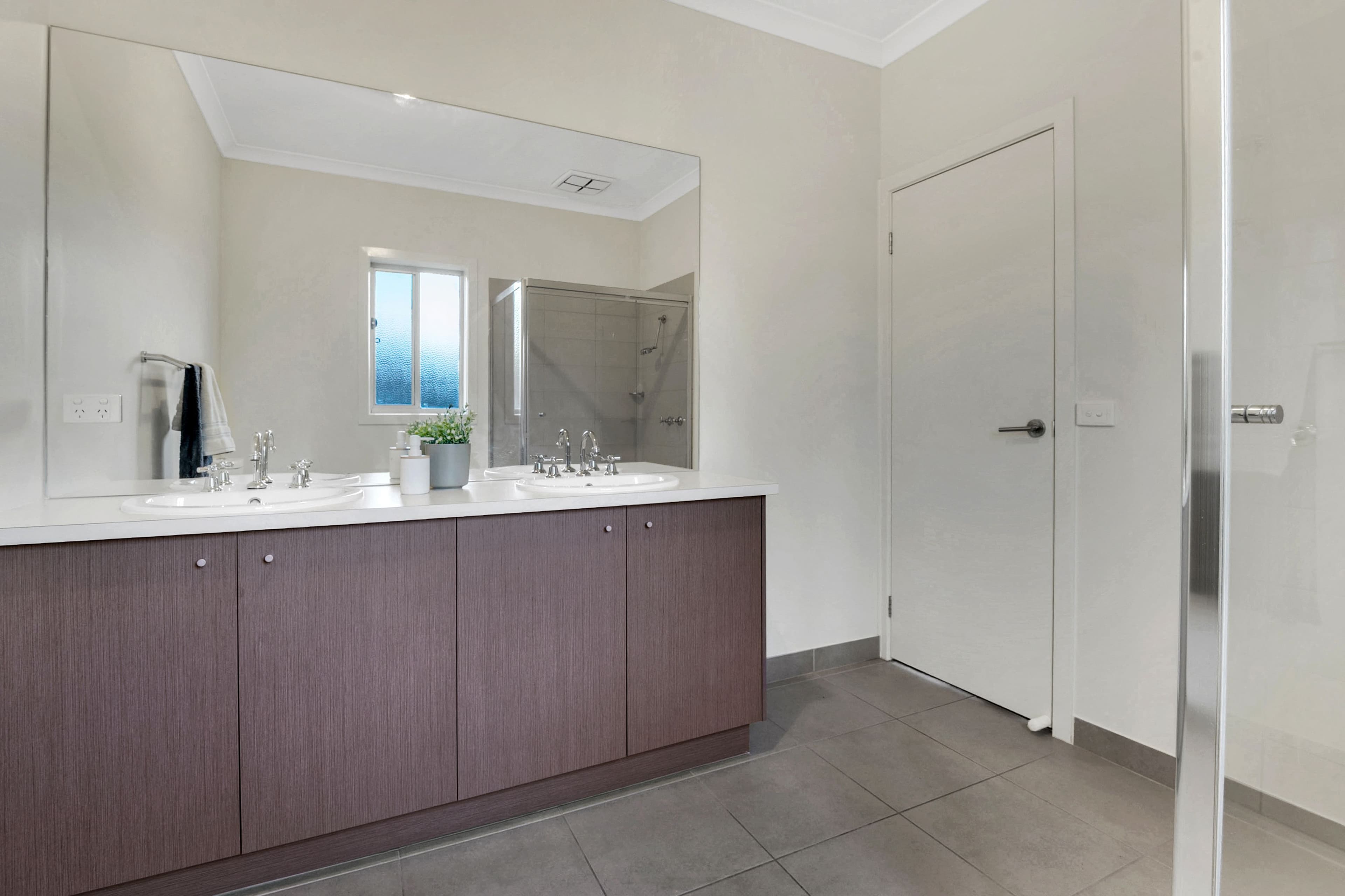 70 Wattletree Street, Craigieburn VIC 3064, Craigieburn - Thumbnail 4