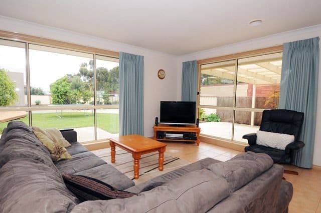 21  Empire Drive, HOPPERS CROSSING VIC 3029, Hoppers Crossing - Thumbnail 3