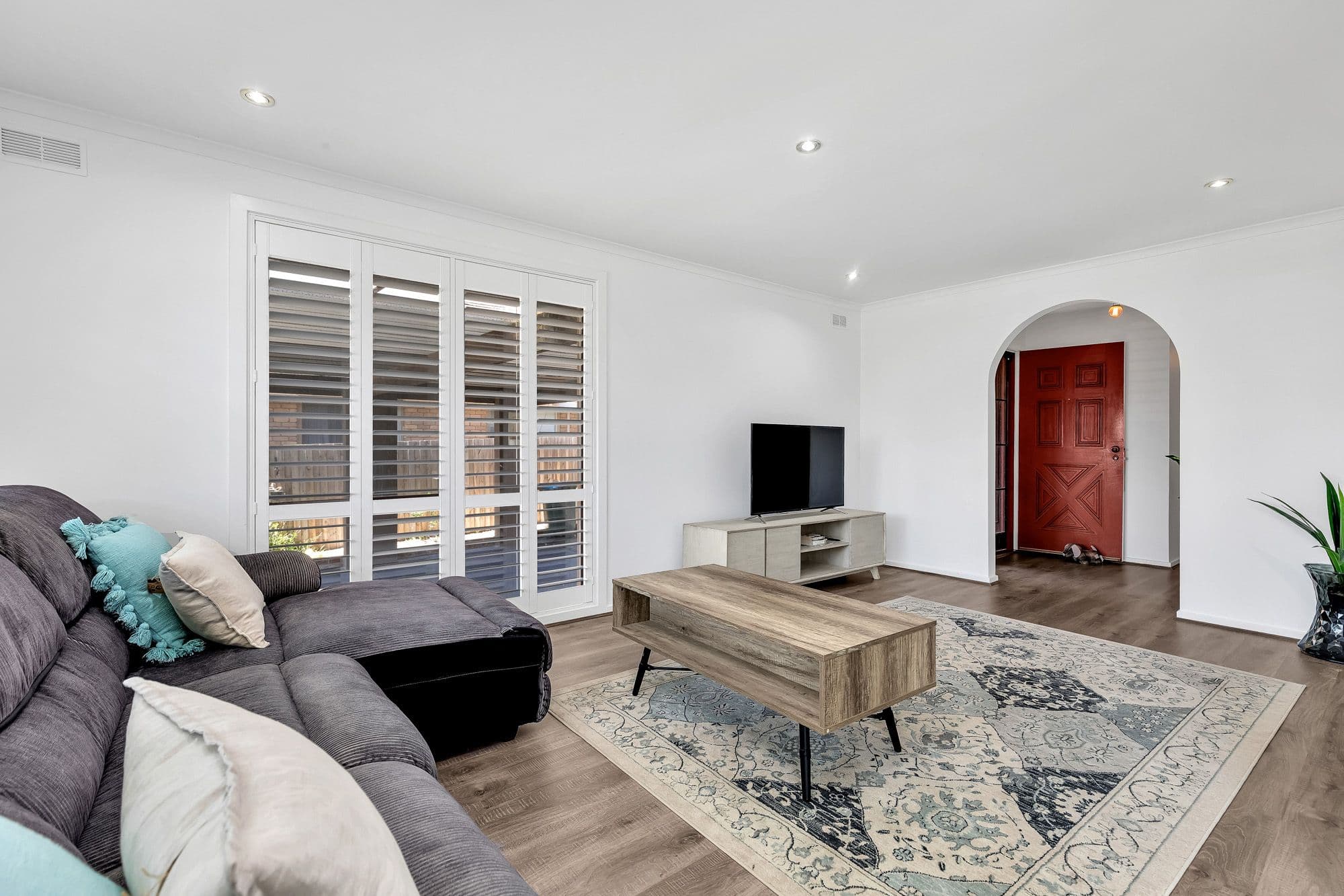17 Roberts Avenue, Hoppers Crossing VIC 3029, Hoppers Crossing - Thumbnail 3