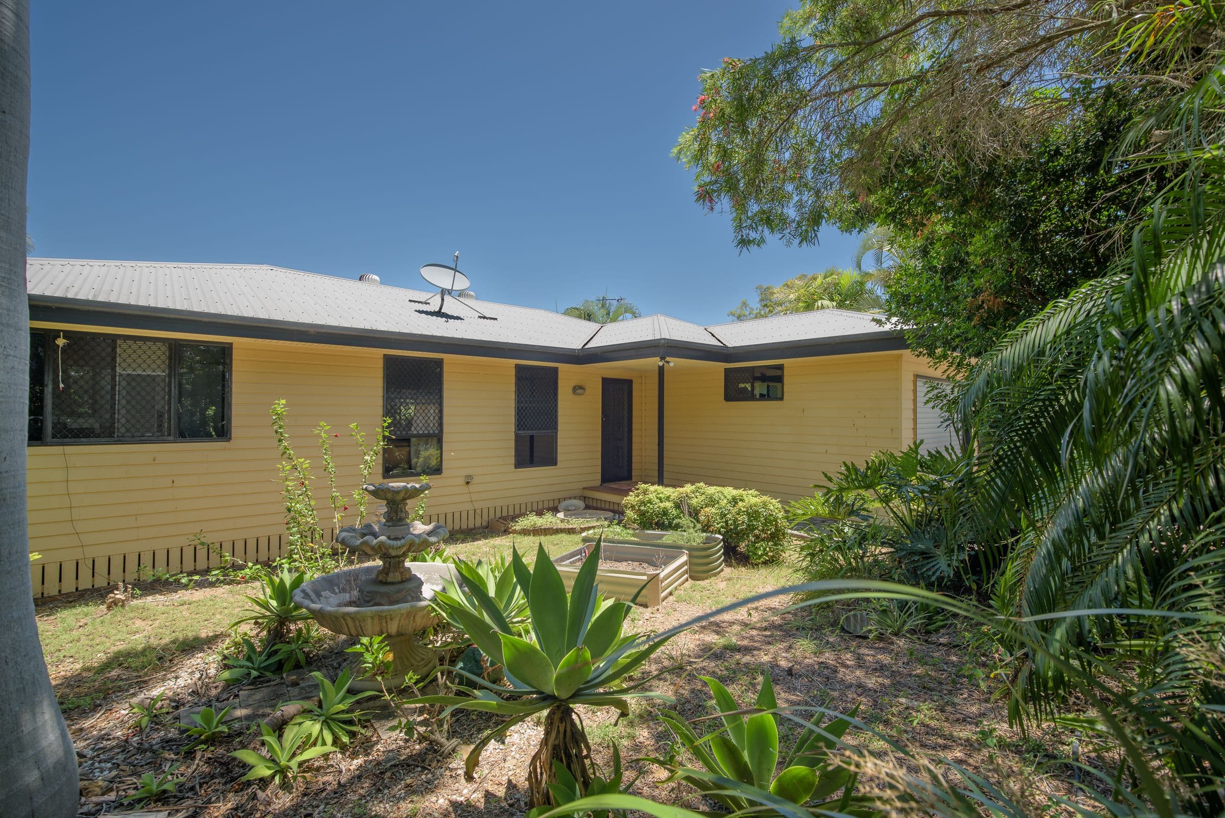 5 Hetherington Street, West Gladstone QLD 4680, West Gladstone - Thumbnail 2