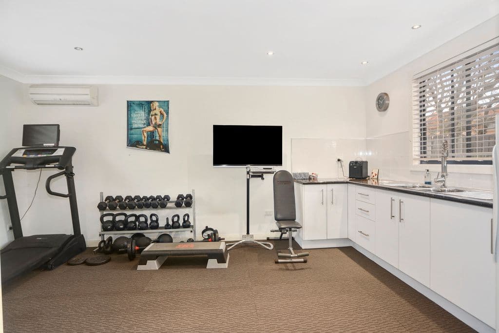 34 Peterborough Avenue, Lake Illawarra - Thumbnail 8