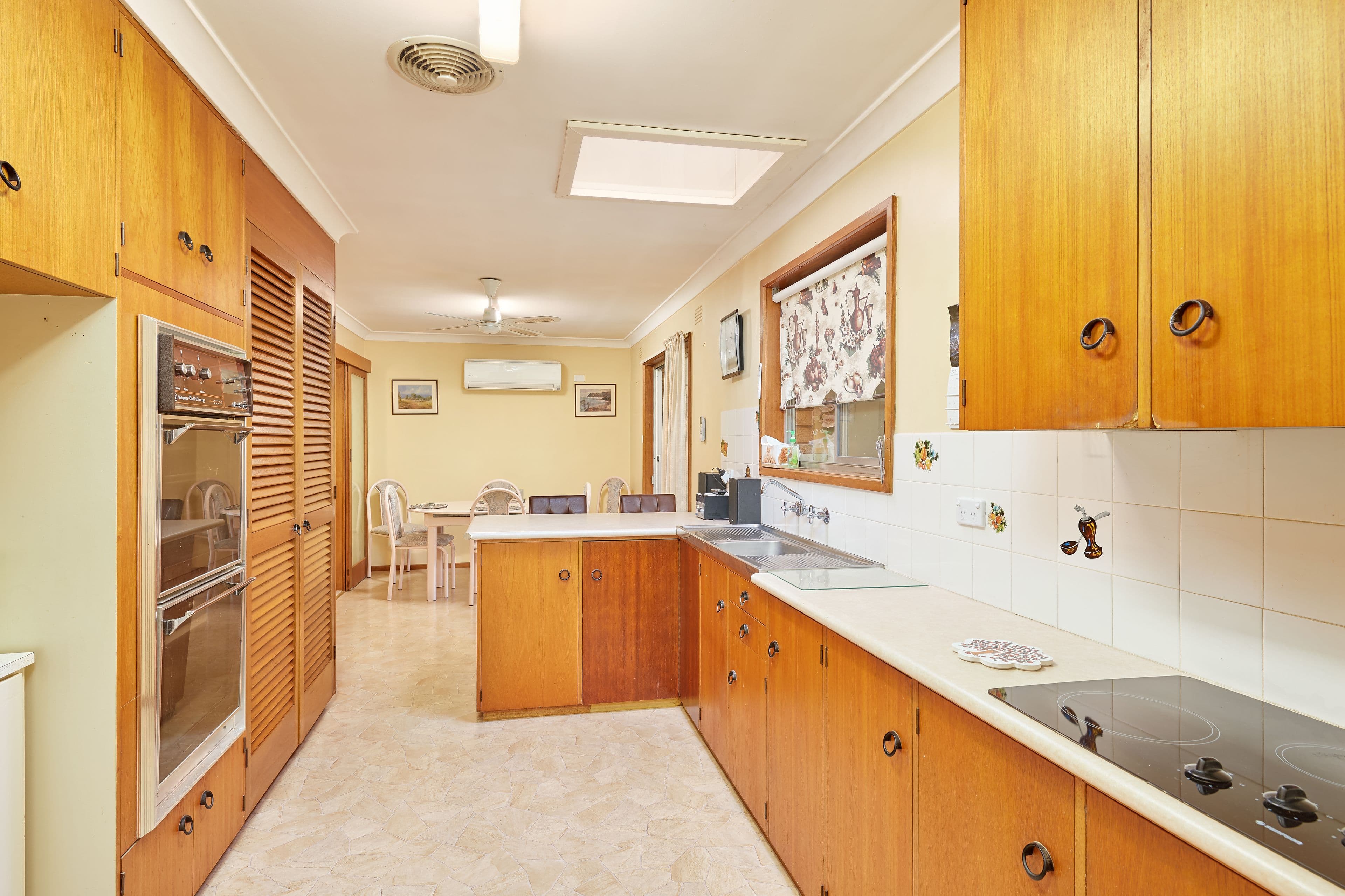 8 Fraser Street, Mount Austin NSW 2650, Mount Austin - Thumbnail 3