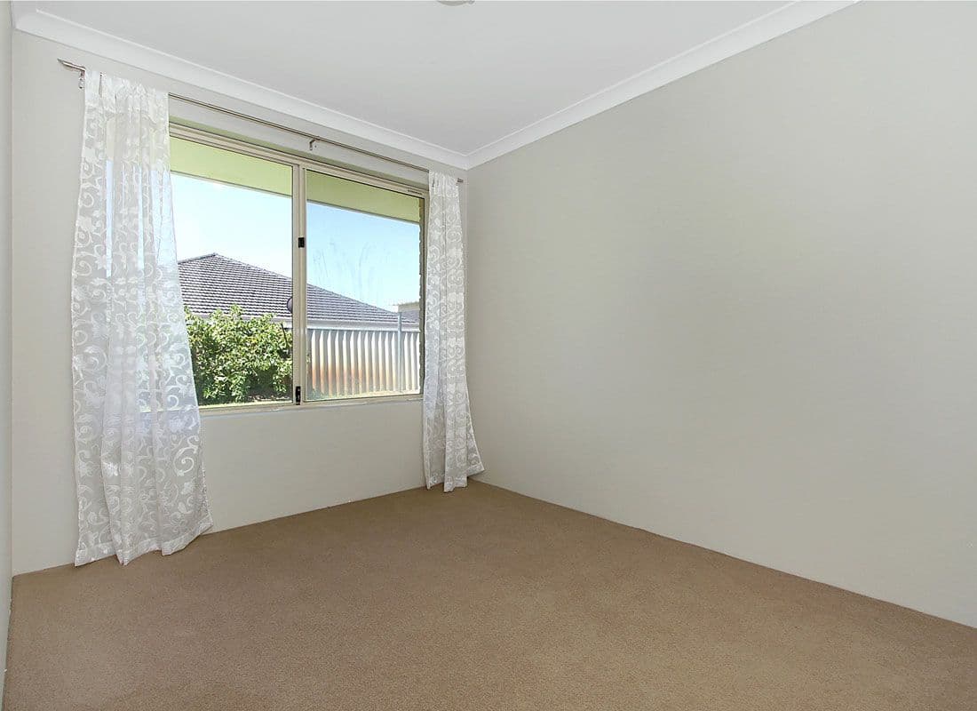 10 Thomasia Street, HUNTINGDALE WA 6110, Huntingdale - Thumbnail 8
