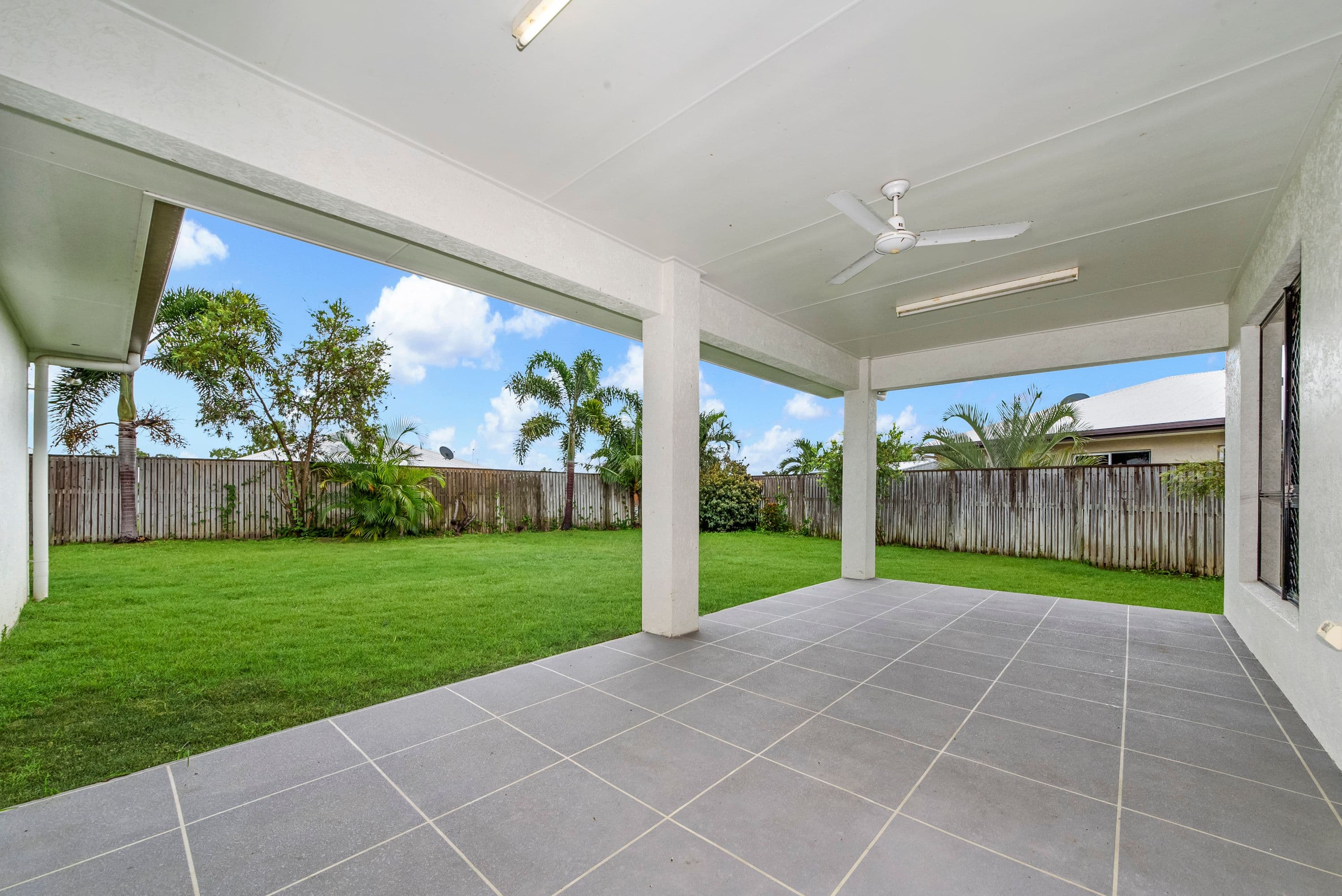 5 Rattray Street, Bushland Beach QLD 4818, Bushland Beach - Thumbnail 4