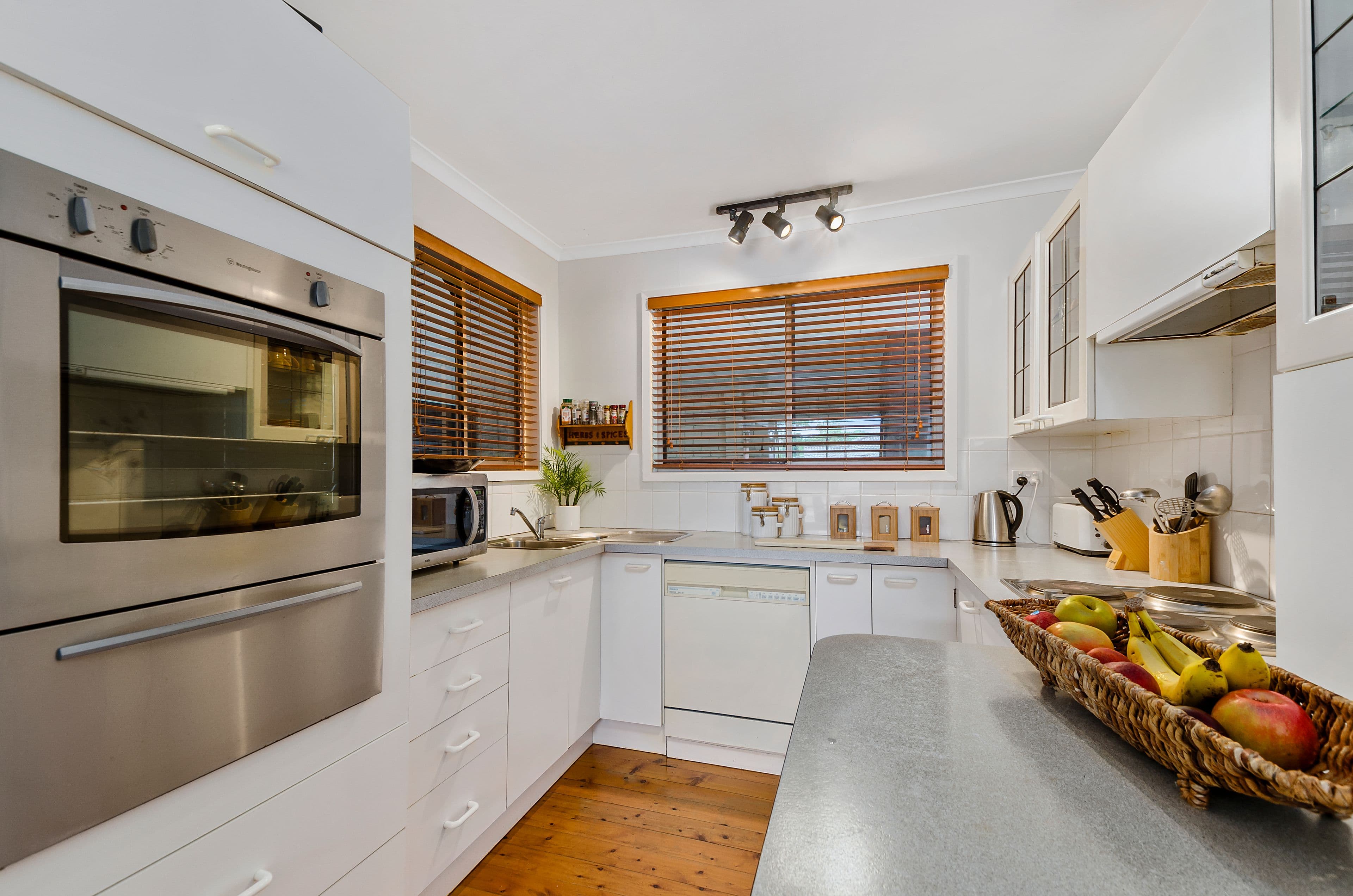 27 Flinders Avenue, Kiama Downs NSW 2533, Kiama Downs - Thumbnail 2
