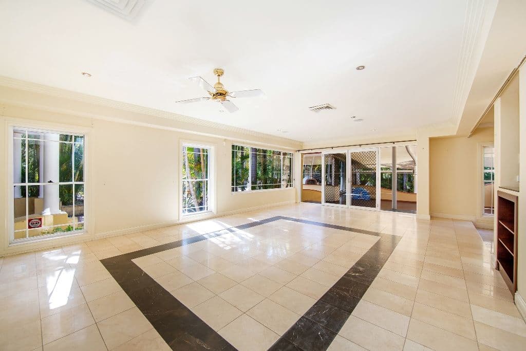 2 Clarence Drive, HELENSVALE QLD 4212, Helensvale - Thumbnail 2