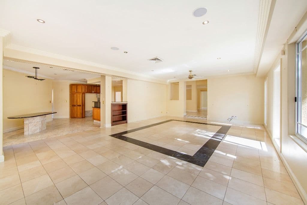 2 Clarence Drive, HELENSVALE QLD 4212, Helensvale - Thumbnail 3