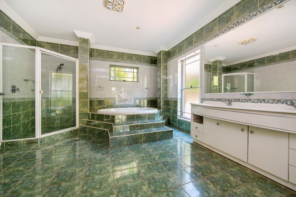 2 Clarence Drive, HELENSVALE QLD 4212, Helensvale - Thumbnail 8
