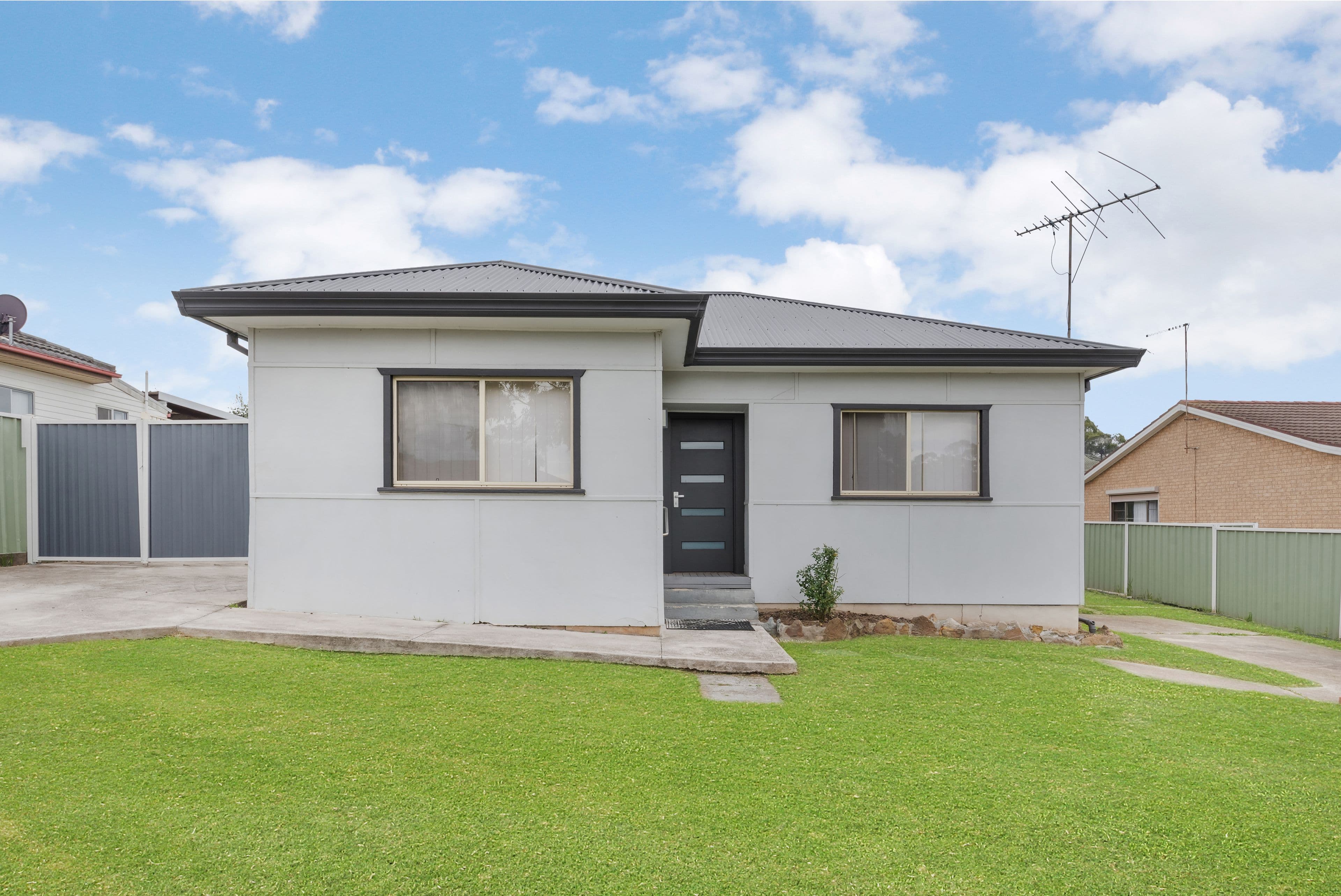Hinchinbrook NSW 2168, Hinchinbrook - Image 1