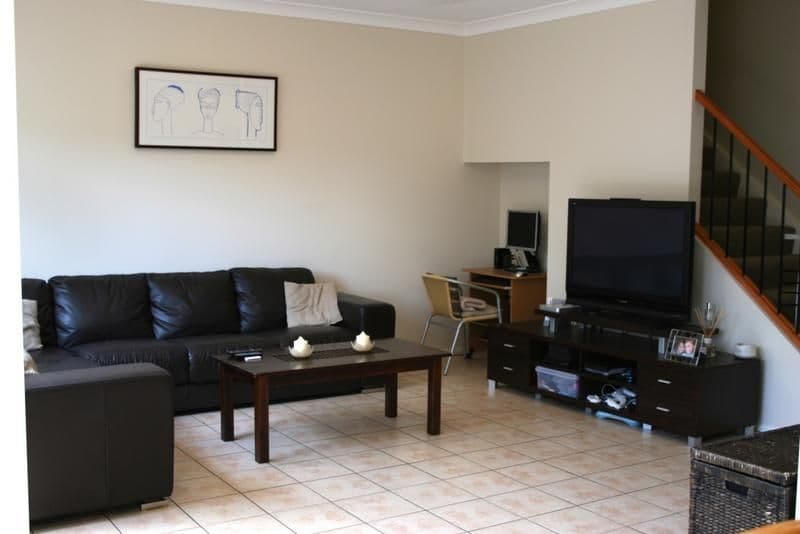 32 Blake Street, SOUTHPORT QLD 4215, Southport - Image 1