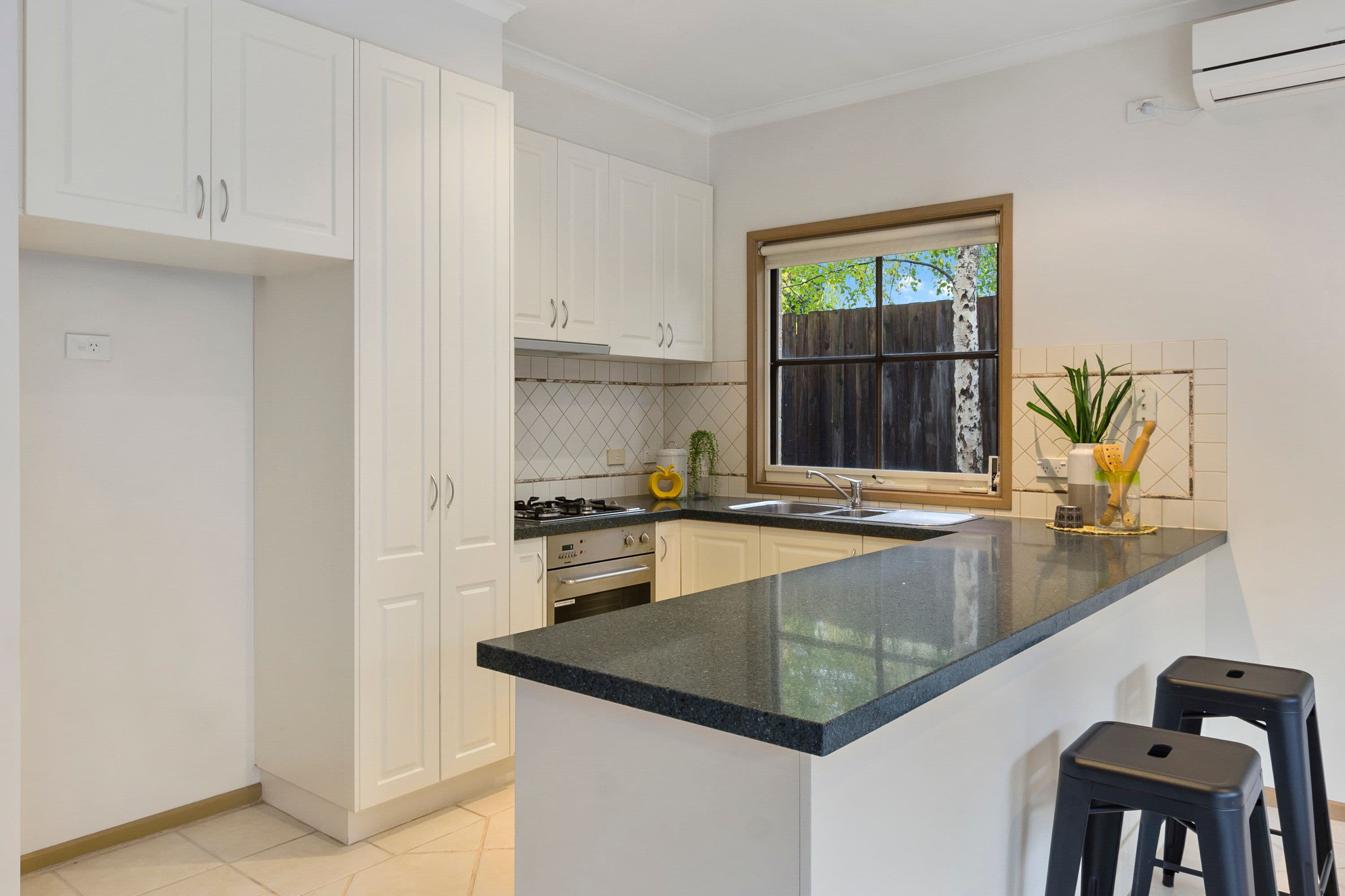 36 Walkers Road, Woodend, Woodend - Thumbnail 5