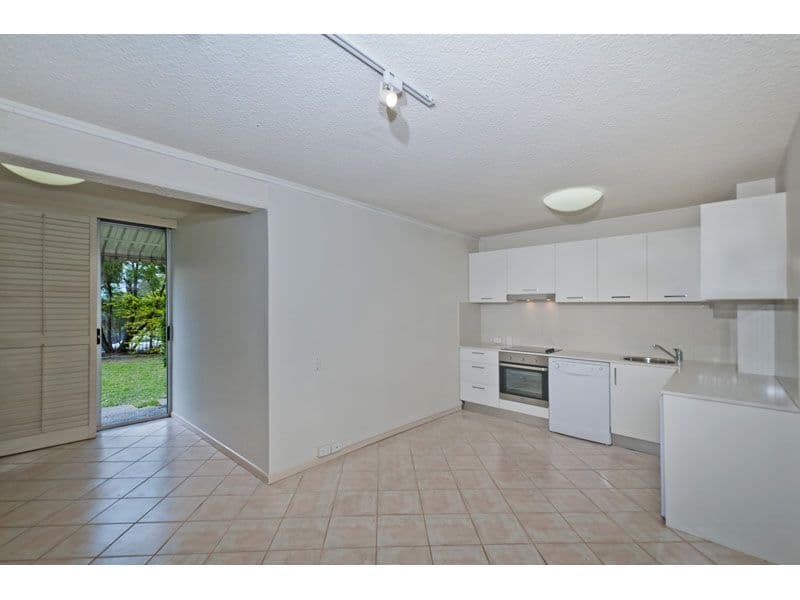 90 Lambert Street, KANGAROO POINT QLD 4169, Kangaroo Point - Thumbnail 2
