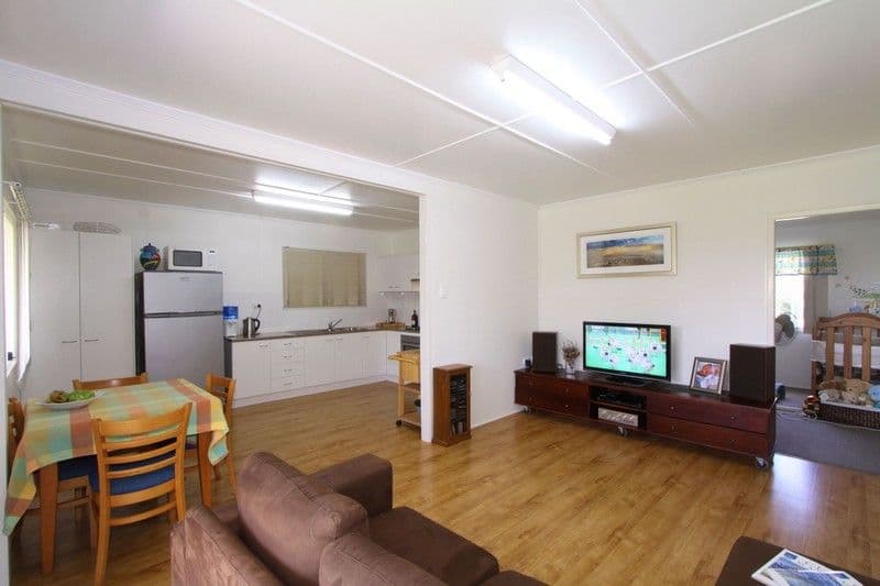 83 Pitt Street, WALKERVALE QLD 4670, Walkervale - Thumbnail 3
