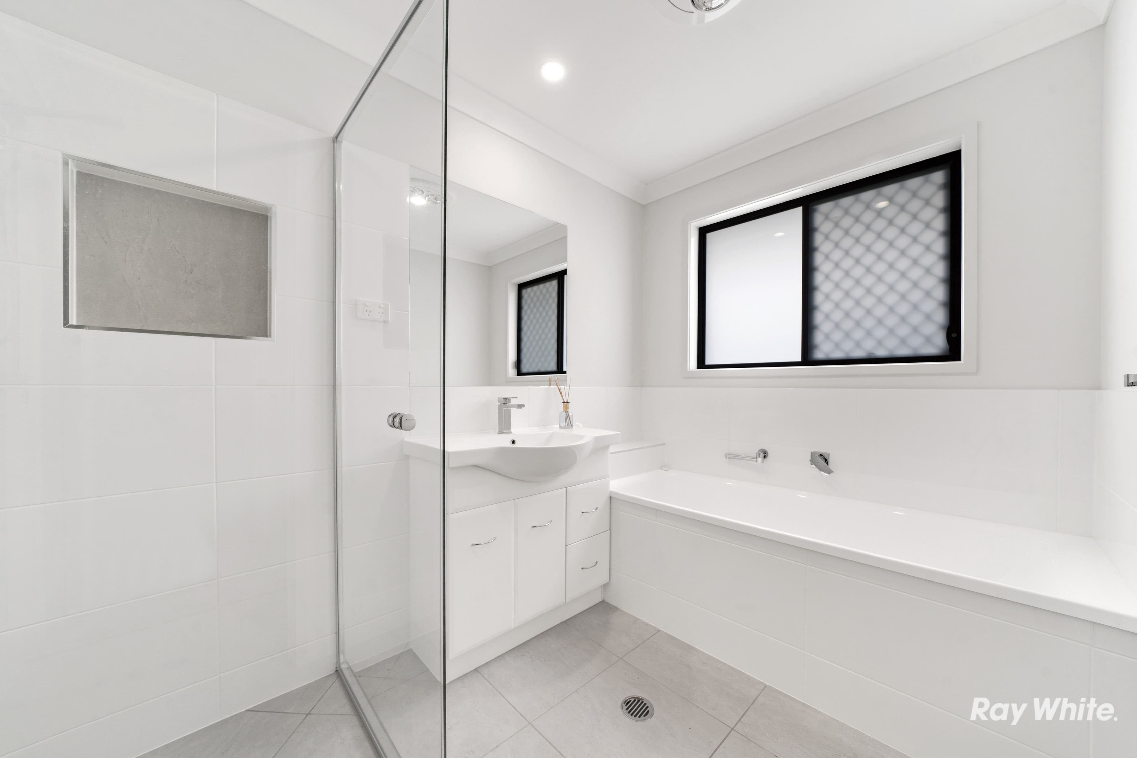 4 Margaret Street, Greenbank QLD 4124, Greenbank - Thumbnail 7